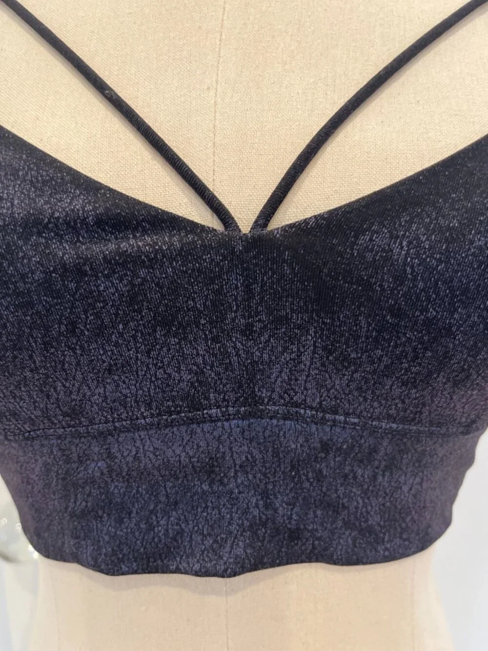 ALO Yoga blue/black strappy yoga top size small